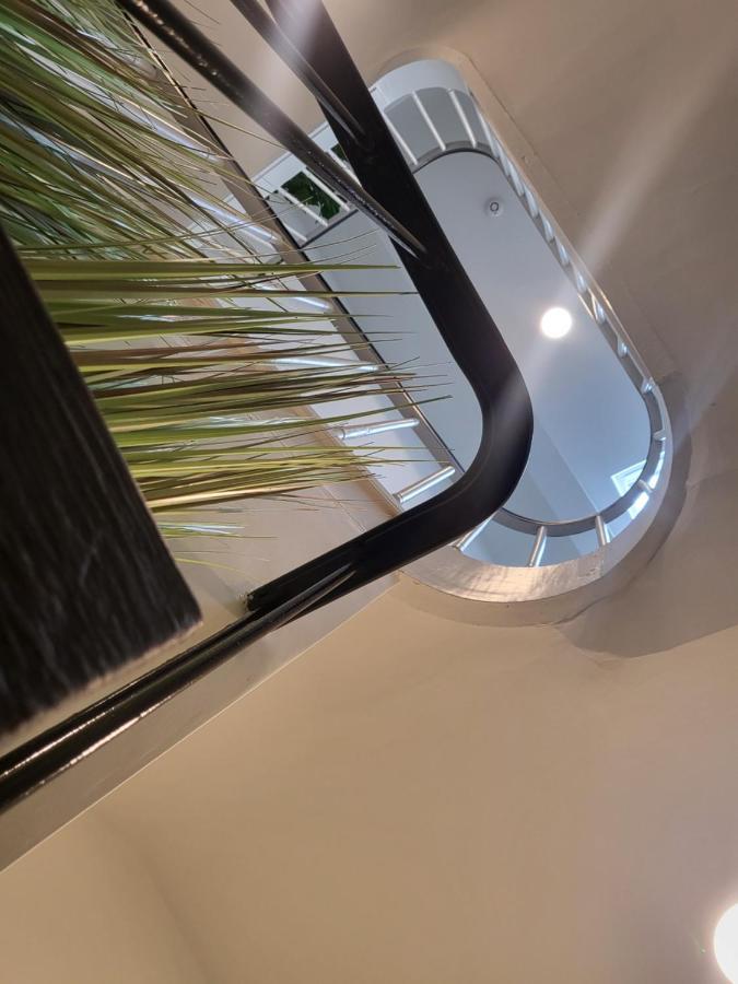 Loogiez Aparthotel โตงเงอเริน ภายนอก รูปภาพ