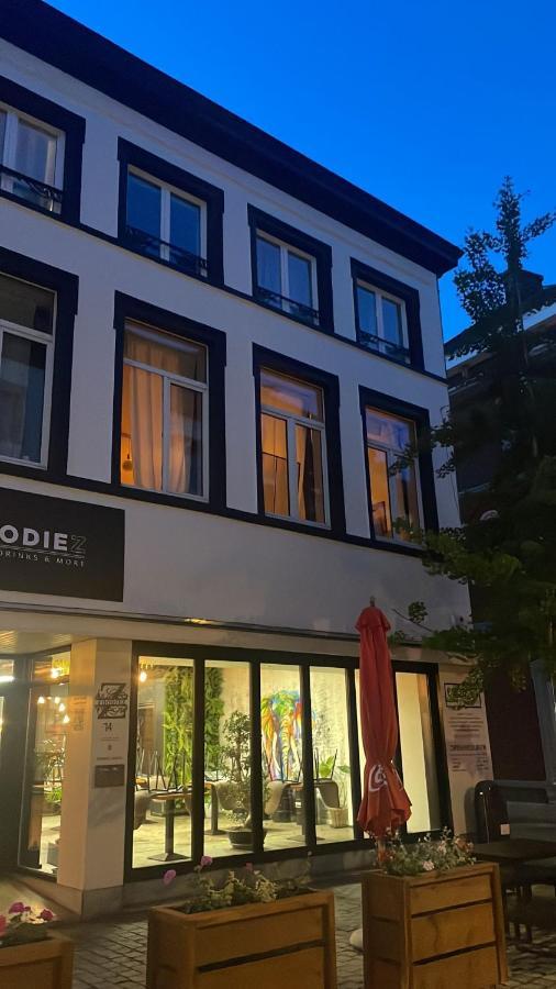 Loogiez Aparthotel โตงเงอเริน ภายนอก รูปภาพ